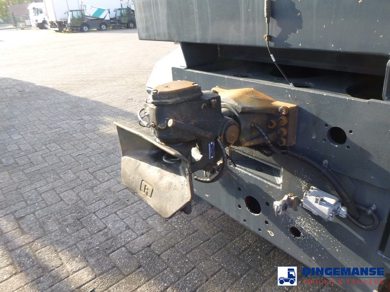 MOL RM 255 4X4 terminal drawbar tractor 150 ton - شاحنة نقل نصف مقطورة بالميناء: صورة 5 MOL RM 255 4X4 terminal drawbar tractor 150 ton - شاحنة نقل نصف مقطورة بالميناء: صورة 5