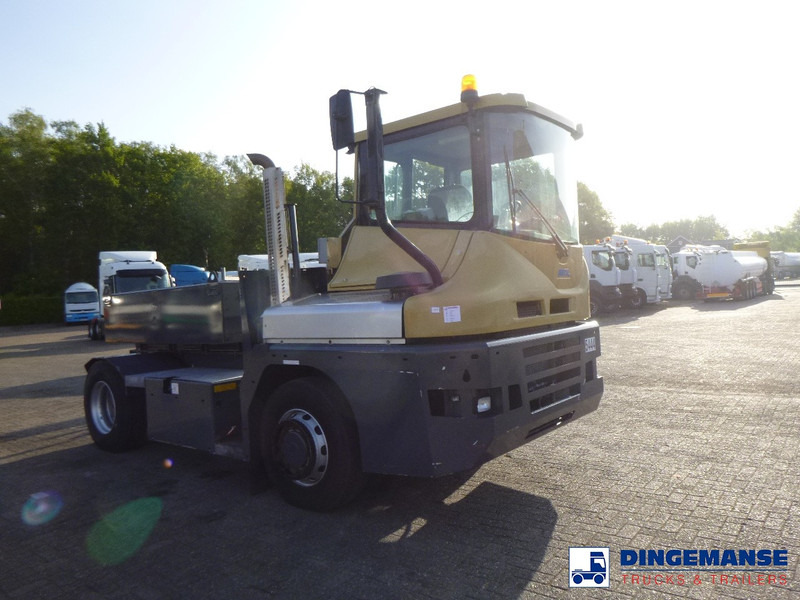 MOL RM 255 4X4 terminal drawbar tractor 150 ton - شاحنة نقل نصف مقطورة بالميناء: صورة 2 MOL RM 255 4X4 terminal drawbar tractor 150 ton - شاحنة نقل نصف مقطورة بالميناء: صورة 2