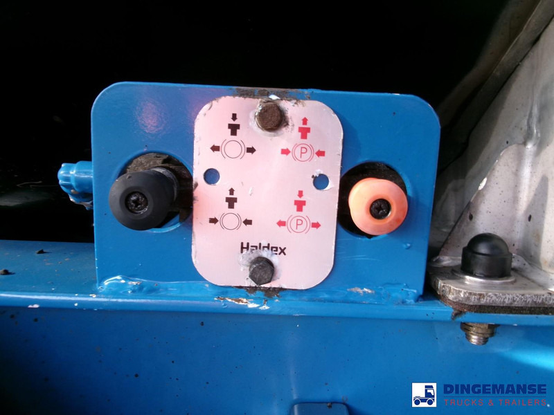 نصف مقطورة صهريج Magyar Bitumen tank inox 29.5 m3 / 1 comp + pump / ADR 13/12/2023: صورة 17 نصف مقطورة صهريج Magyar Bitumen tank inox 29.5 m3 / 1 comp + pump / ADR 13/12/2023: صورة 17