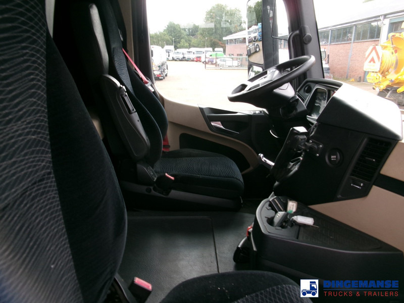 Interior photo 1: مقطورة السحب Mercedes-Benz Actros 1843 4x2 ADR Euro 6 + PTO
