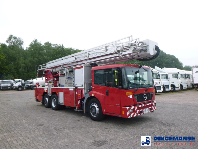 Mercedes-Benz Econic 6x2 RHD Magirus ALP325 fire truck - شاحنة حريق: صورة 2 Mercedes-Benz Econic 6x2 RHD Magirus ALP325 fire truck - شاحنة حريق: صورة 2