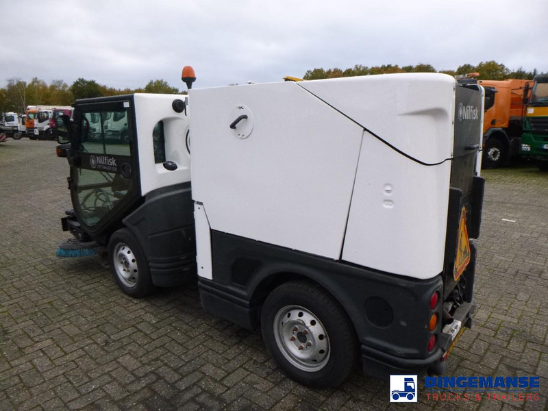 Nilfisk City Ranger CR 3500 Street sweeper - سياره كنس شوارع: صورة 3 Nilfisk City Ranger CR 3500 Street sweeper - سياره كنس شوارع: صورة 3