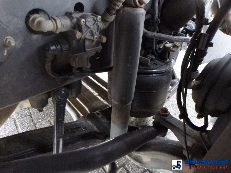 شاحنة صهريج Renault Premium 270 dxi 4x2 fuel tank 13.3 m3 / 4 comp: صورة 8