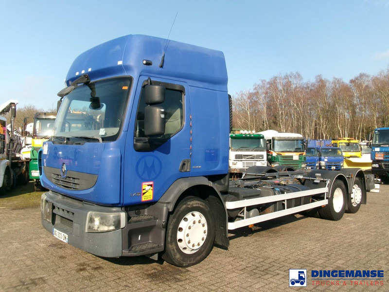 Renault Premium 370 6x2 chassis - شاحنة بهيكل معدني للمقصورة: صورة 1 Renault Premium 370 6x2 chassis - شاحنة بهيكل معدني للمقصورة: صورة 1
