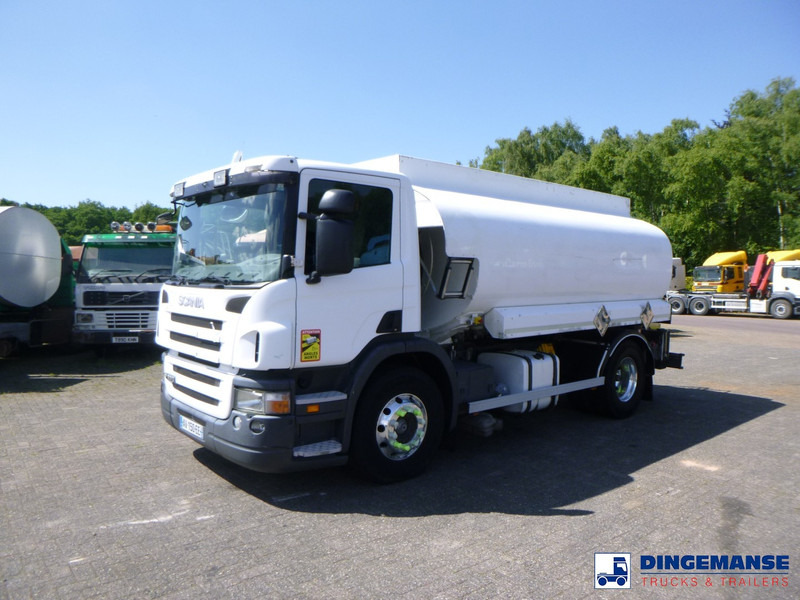 Scania P 270 DB 4x2 fuel tank 14 m3 / 3 comp - شاحنة صهريج: صورة 1 Scania P 270 DB 4x2 fuel tank 14 m3 / 3 comp - شاحنة صهريج: صورة 1