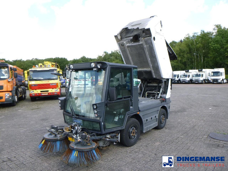 Schmidt Compact 200 street sweeper - سياره كنس شوارع: صورة 5 Schmidt Compact 200 street sweeper - سياره كنس شوارع: صورة 5