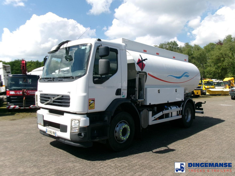 Volvo FE 260 4x2 dxi fuel tank 13.3 m3 / 4 comp / ADR 21-06-2024 - شاحنة صهريج: صورة 1 Volvo FE 260 4x2 dxi fuel tank 13.3 m3 / 4 comp / ADR 21-06-2024 - شاحنة صهريج: صورة 1