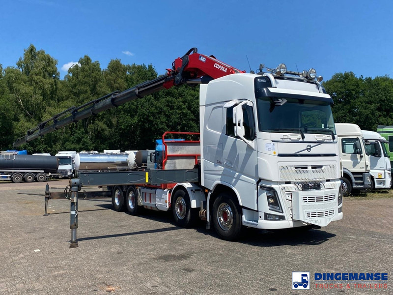 Volvo FH 550 8x4 Euro 6 + Copma 820.8 J6 - شاحنة كرين: صورة 2 Volvo FH 550 8x4 Euro 6 + Copma 820.8 J6 - شاحنة كرين: صورة 2