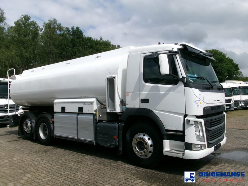 Volvo FM 380 6X2 fuel tank 20.6 m3 / 4 comp - شاحنة صهريج: صورة 2 Volvo FM 380 6X2 fuel tank 20.6 m3 / 4 comp - شاحنة صهريج: صورة 2