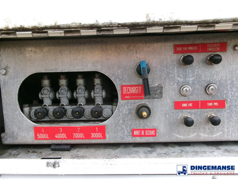 شاحنة صهريج Volvo FM 380 6X2 fuel tank 20.6 m3 / 4 comp: صورة 15