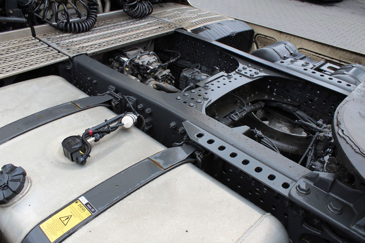 تأجير  Mercedes-Benz Actros 1848 LS 4x2 BigSpace (MP5) Vollverspoiler Mercedes-Benz Actros 1848 LS 4x2 BigSpace (MP5) Vollverspoiler: صورة 7 تأجير  Mercedes-Benz Actros 1848 LS 4x2 BigSpace (MP5) Vollverspoiler Mercedes-Benz Actros 1848 LS 4x2 BigSpace (MP5) Vollverspoiler: صورة 7