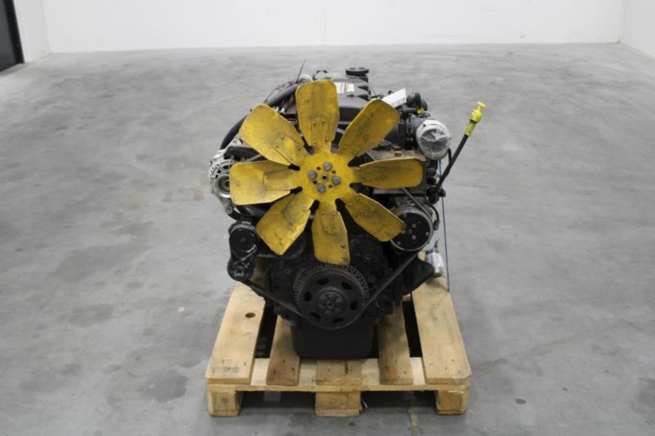 Cummins B4.5RGT - محرك: صورة 2 Cummins B4.5RGT - محرك: صورة 2
