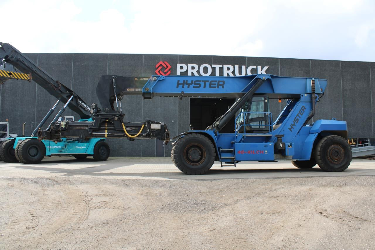 Hyster RS46-41L CH - آلة حمل الحاويات في الأماكن الصغيرة: صورة 1 Hyster RS46-41L CH - آلة حمل الحاويات في الأماكن الصغيرة: صورة 1