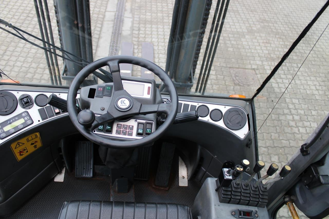Kalmar DCE90-6L - رافعة شوكية ديزل: صورة 4 Kalmar DCE90-6L - رافعة شوكية ديزل: صورة 4