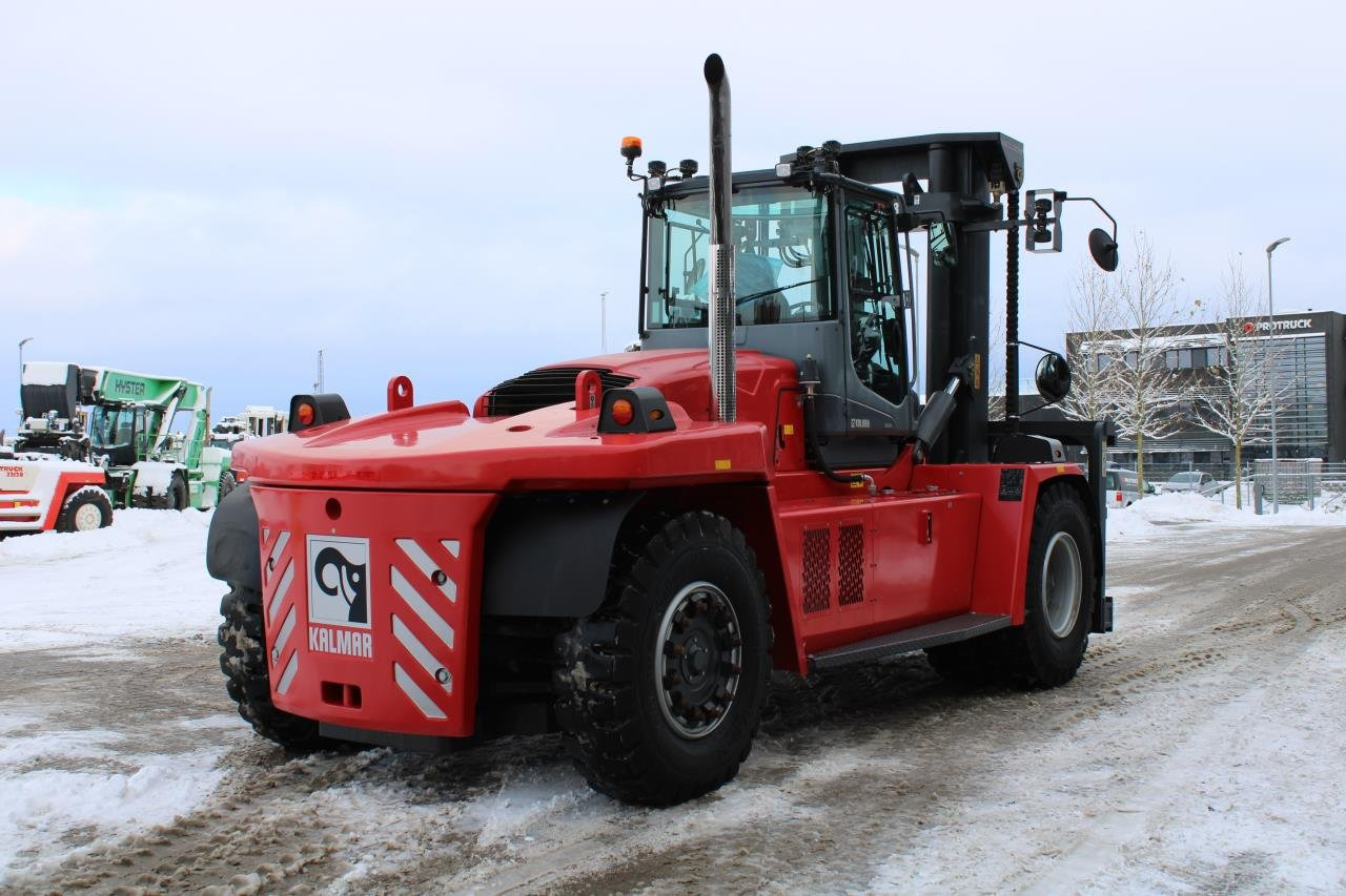 Kalmar DCG250-12 - رافعة شوكية ديزل: صورة 3 Kalmar DCG250-12 - رافعة شوكية ديزل: صورة 3