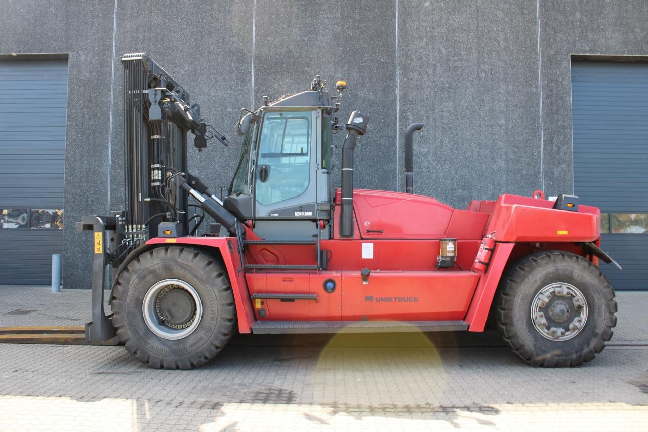 Kalmar DCG330-12 - رافعة شوكية ديزل: صورة 1 Kalmar DCG330-12 - رافعة شوكية ديزل: صورة 1