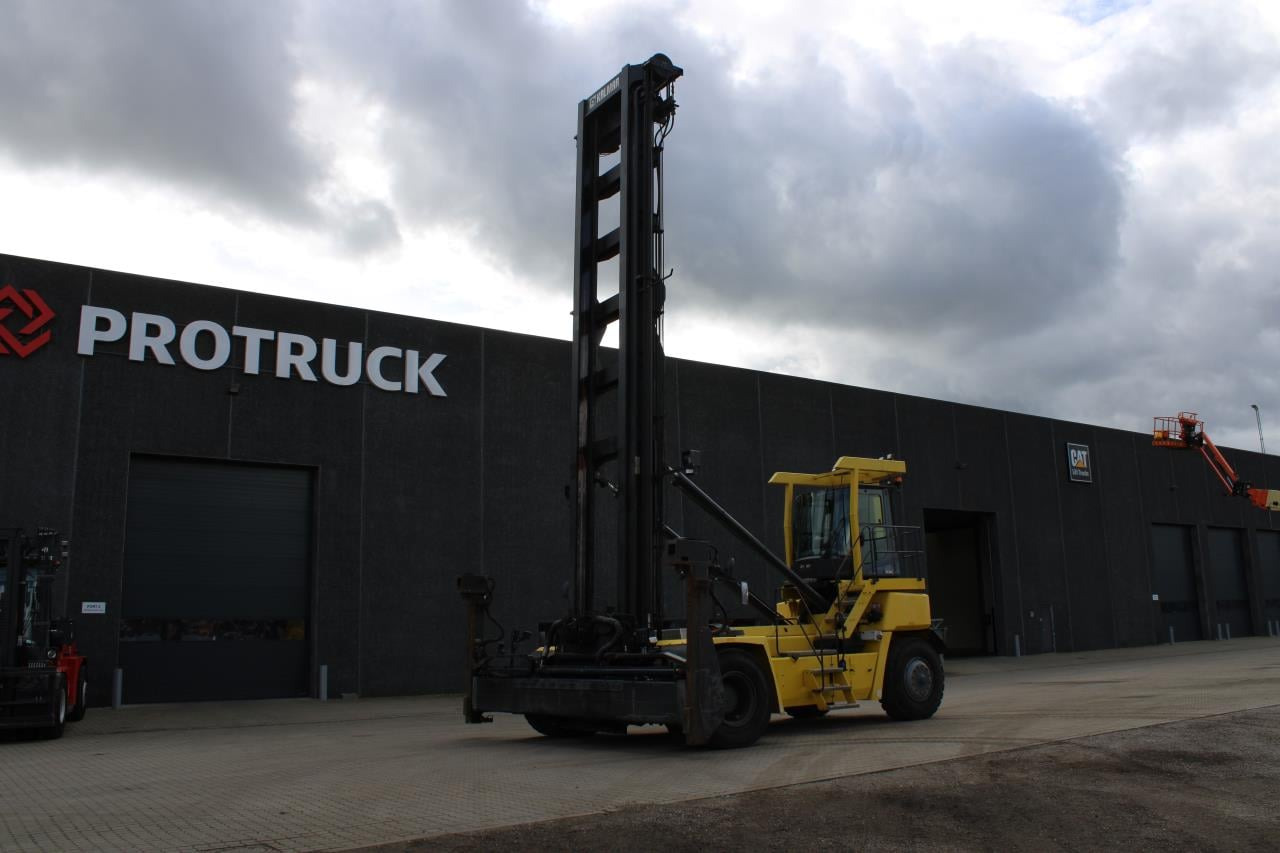 Kalmar DCG90-45ES7 - آلة نقل الحاويات: صورة 2 Kalmar DCG90-45ES7 - آلة نقل الحاويات: صورة 2