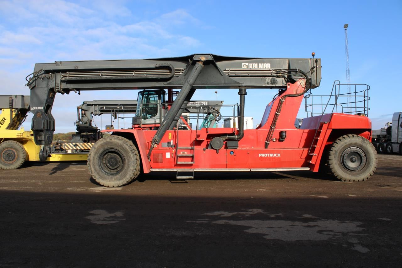Kalmar DRG1300-92 SUPER GLO - آلة حمل الحاويات في الأماكن الصغيرة: صورة 1 Kalmar DRG1300-92 SUPER GLO - آلة حمل الحاويات في الأماكن الصغيرة: صورة 1