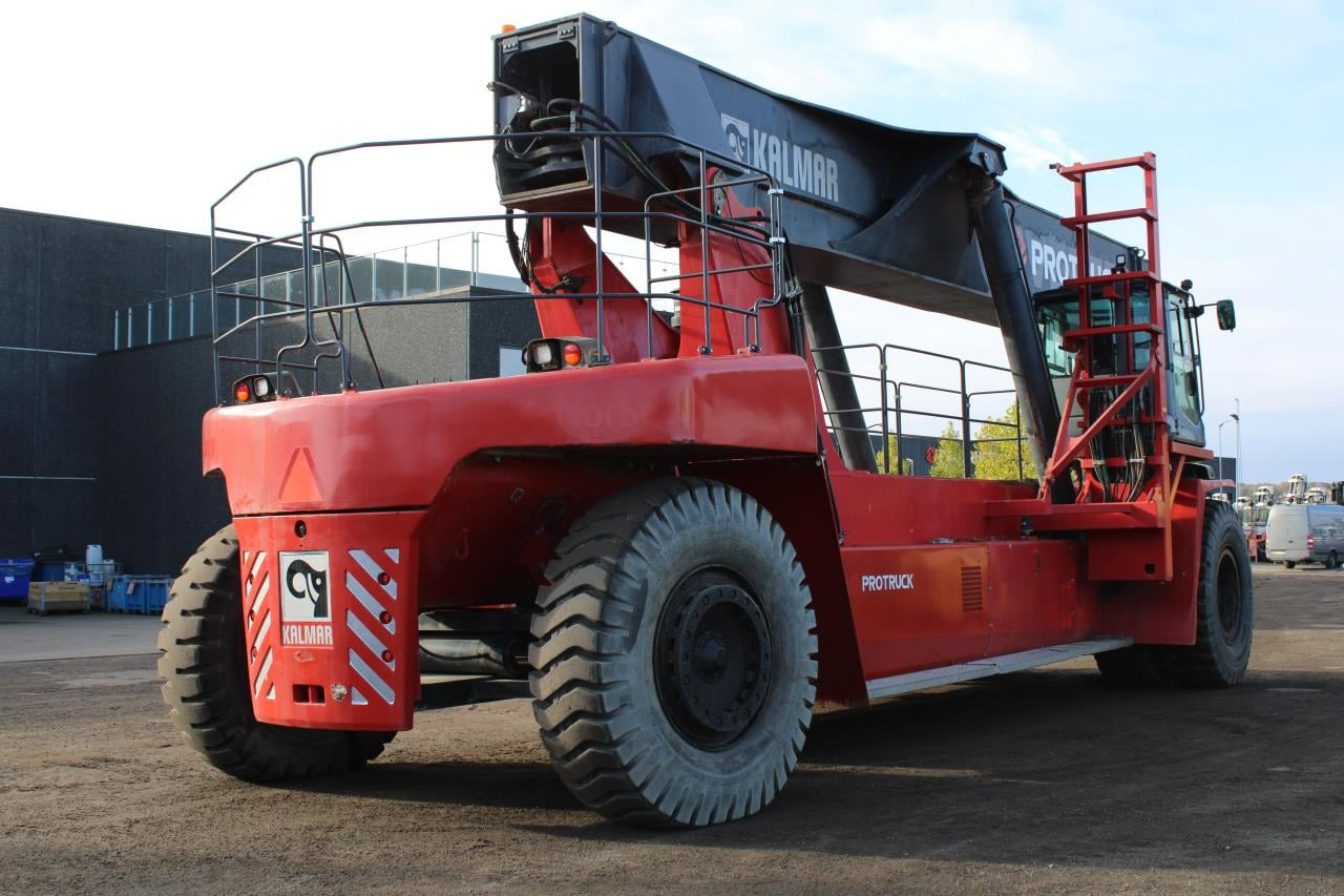 Kalmar DRG1300-92 SUPER GLO - آلة حمل الحاويات في الأماكن الصغيرة: صورة 3 Kalmar DRG1300-92 SUPER GLO - آلة حمل الحاويات في الأماكن الصغيرة: صورة 3