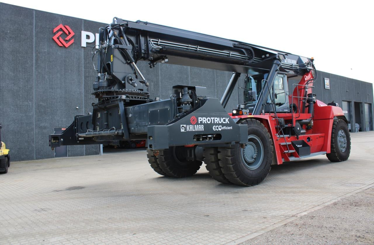 Kalmar DRG450-65S5XE - آلة حمل الحاويات في الأماكن الصغيرة: صورة 2 Kalmar DRG450-65S5XE - آلة حمل الحاويات في الأماكن الصغيرة: صورة 2