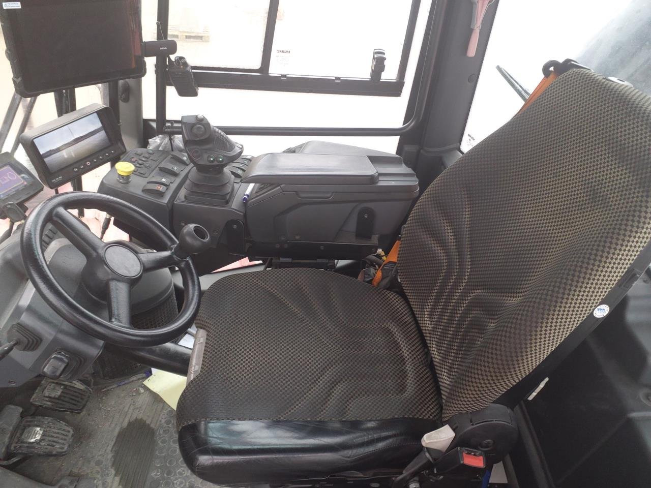 Kalmar DRG450-75C5XS - آلة حمل الحاويات في الأماكن الصغيرة: صورة 4 Kalmar DRG450-75C5XS - آلة حمل الحاويات في الأماكن الصغيرة: صورة 4