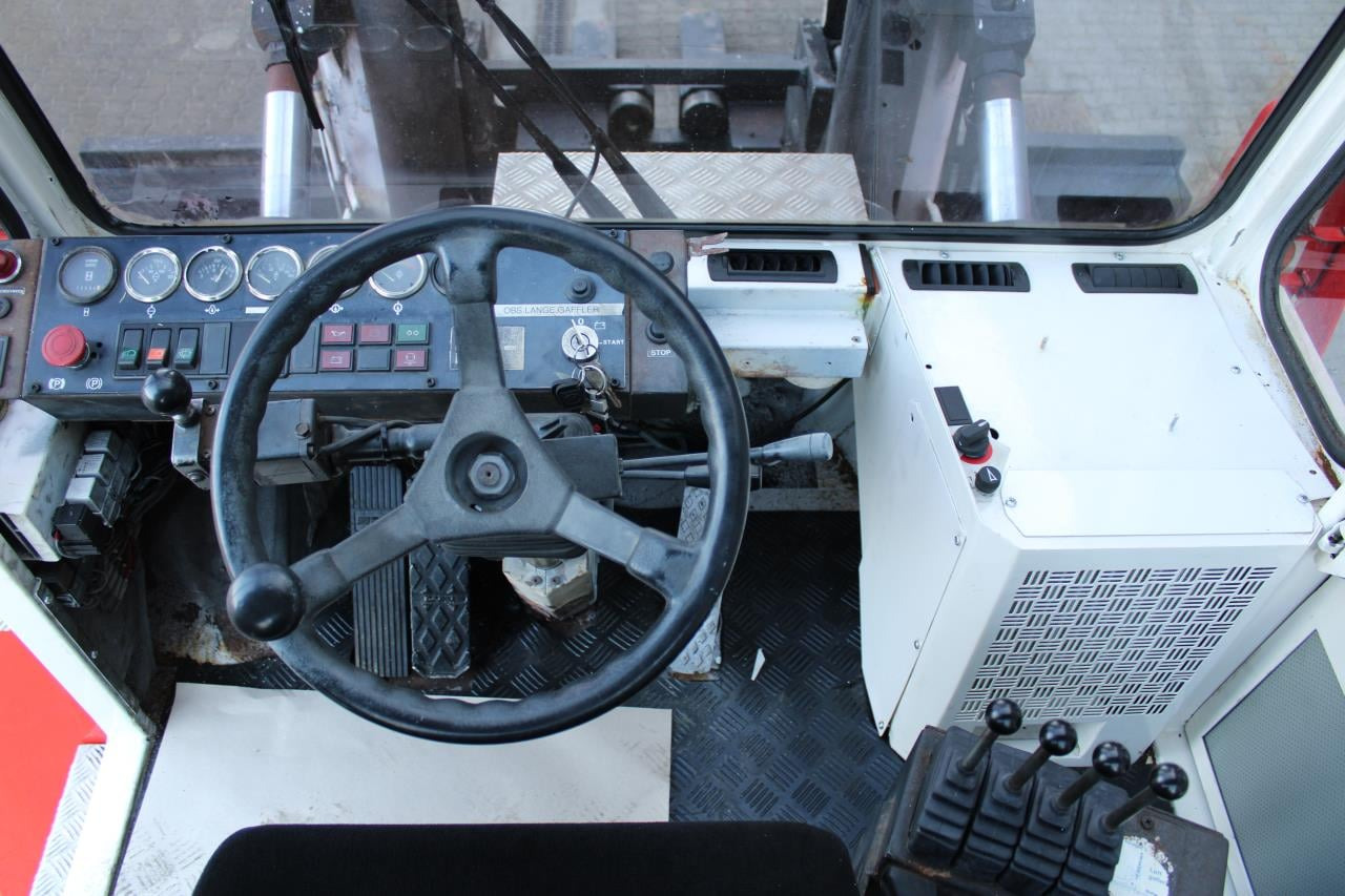 SveTruck 15120-35 - رافعة شوكية ديزل: صورة 4 SveTruck 15120-35 - رافعة شوكية ديزل: صورة 4