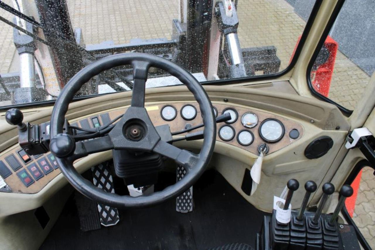 SveTruck 16120-38 - رافعة شوكية ديزل: صورة 4 SveTruck 16120-38 - رافعة شوكية ديزل: صورة 4