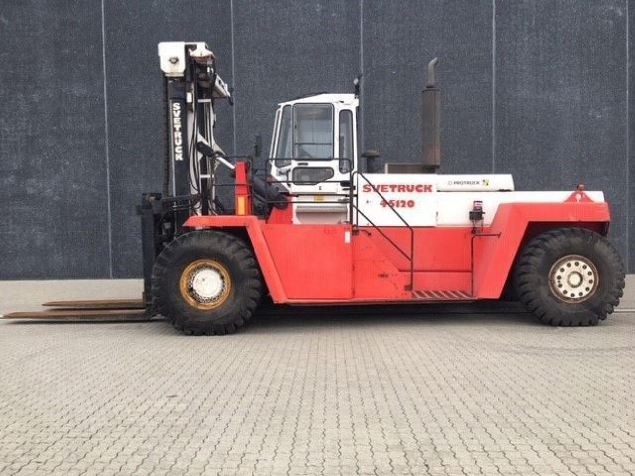 SveTruck 45120-57 - رافعة شوكية ديزل: صورة 1 SveTruck 45120-57 - رافعة شوكية ديزل: صورة 1