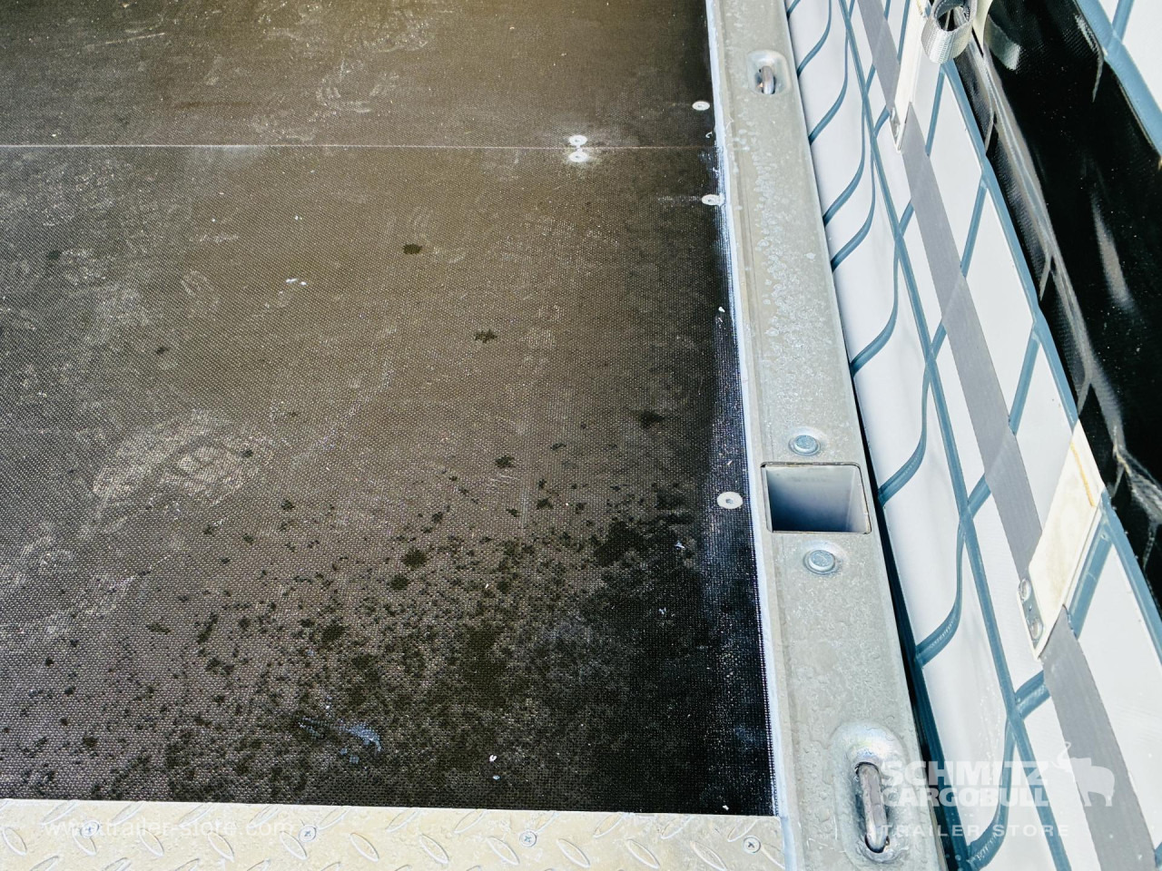 SCHMITZ Auflieger Curtainsider Mega - نصف مقطورة بستائر جانبية: صورة 2 SCHMITZ Auflieger Curtainsider Mega - نصف مقطورة بستائر جانبية: صورة 2