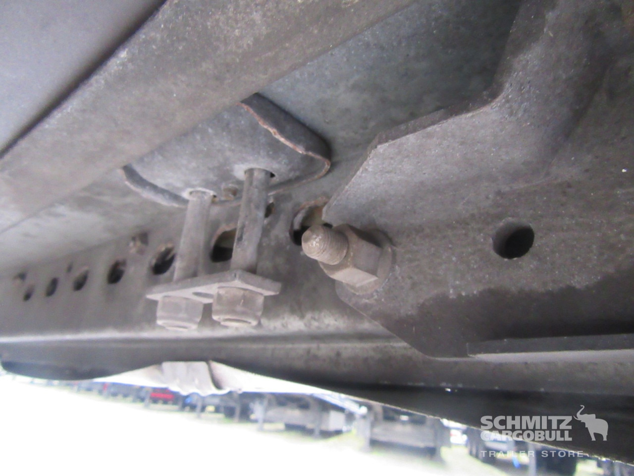 SCHMITZ Auflieger Curtainsider Standard - نصف مقطورة بستائر جانبية: صورة 4 SCHMITZ Auflieger Curtainsider Standard - نصف مقطورة بستائر جانبية: صورة 4