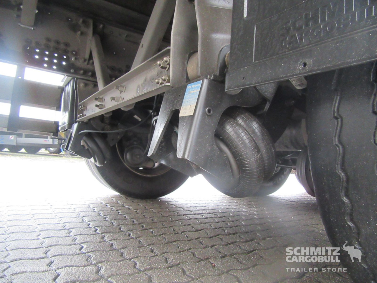 SCHMITZ Auflieger Curtainsider Standard - نصف مقطورة بستائر جانبية: صورة 3 SCHMITZ Auflieger Curtainsider Standard - نصف مقطورة بستائر جانبية: صورة 3