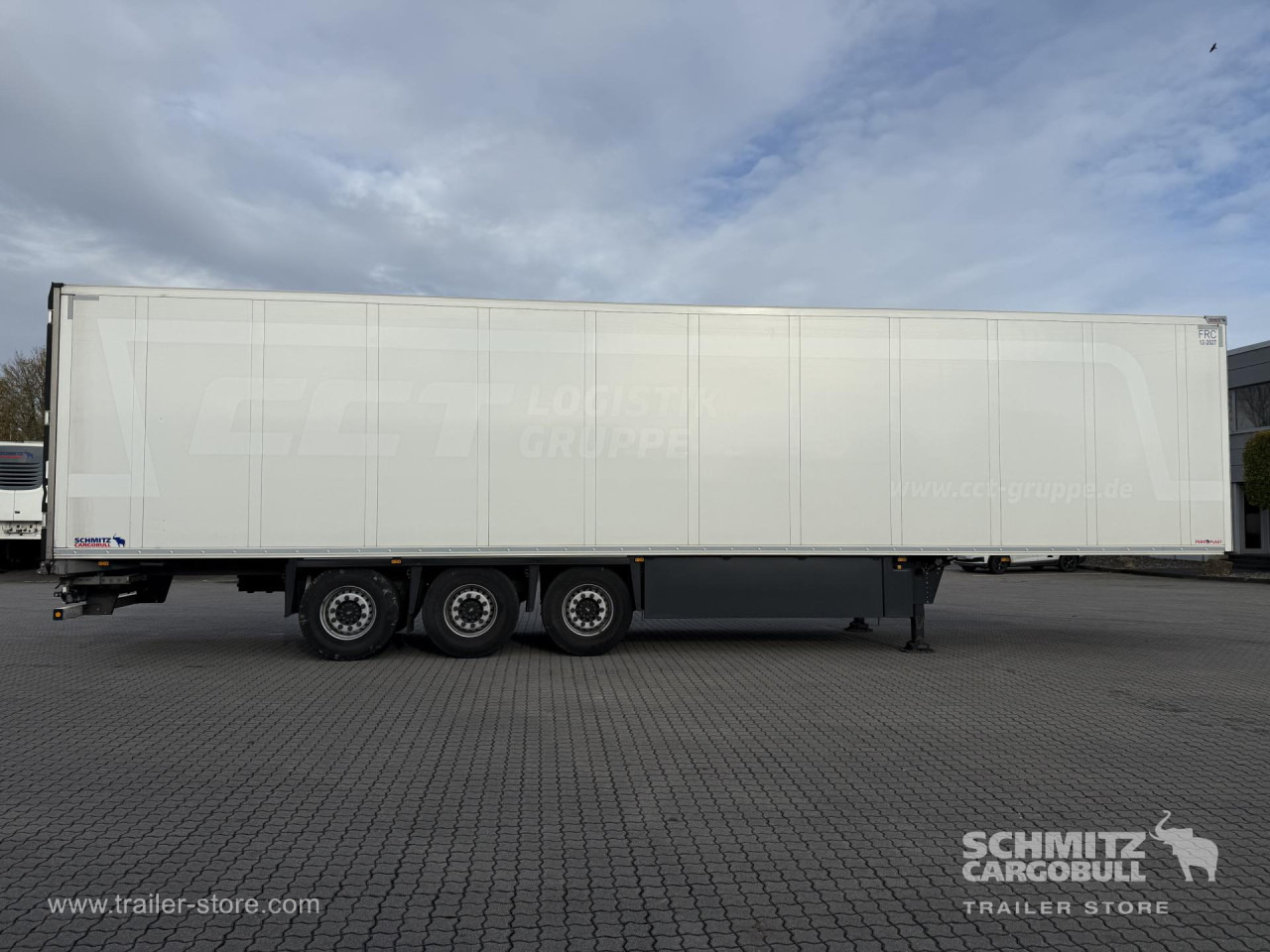SCHMITZ Auflieger Tiefkühler Standard Double deck - نصف مقطورة ثابتة الحرارة: صورة 2 SCHMITZ Auflieger Tiefkühler Standard Double deck - نصف مقطورة ثابتة الحرارة: صورة 2