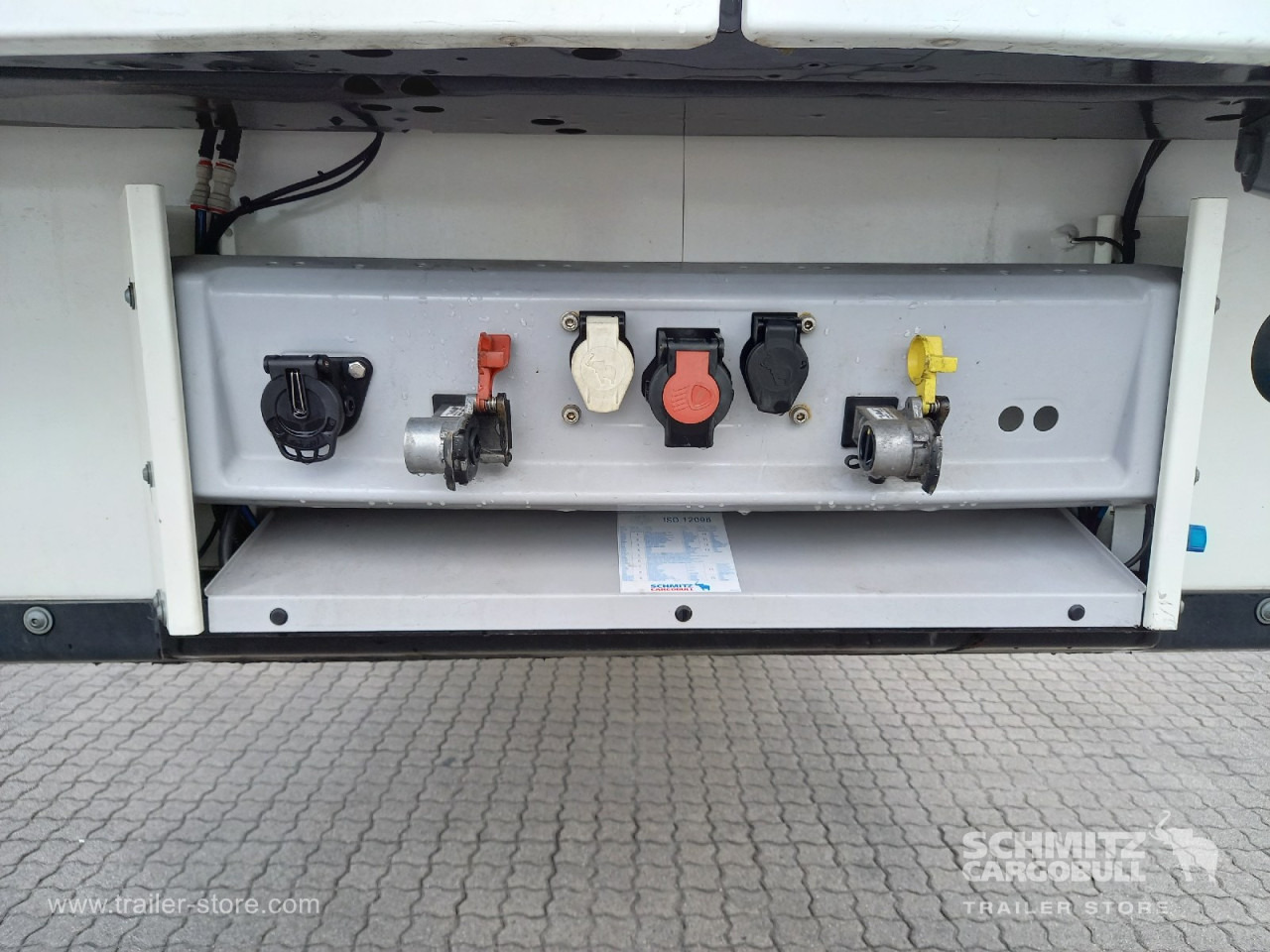SCHMITZ Auflieger Tiefkühler Standard Double deck - نصف مقطورة ثابتة الحرارة: صورة 5 SCHMITZ Auflieger Tiefkühler Standard Double deck - نصف مقطورة ثابتة الحرارة: صورة 5