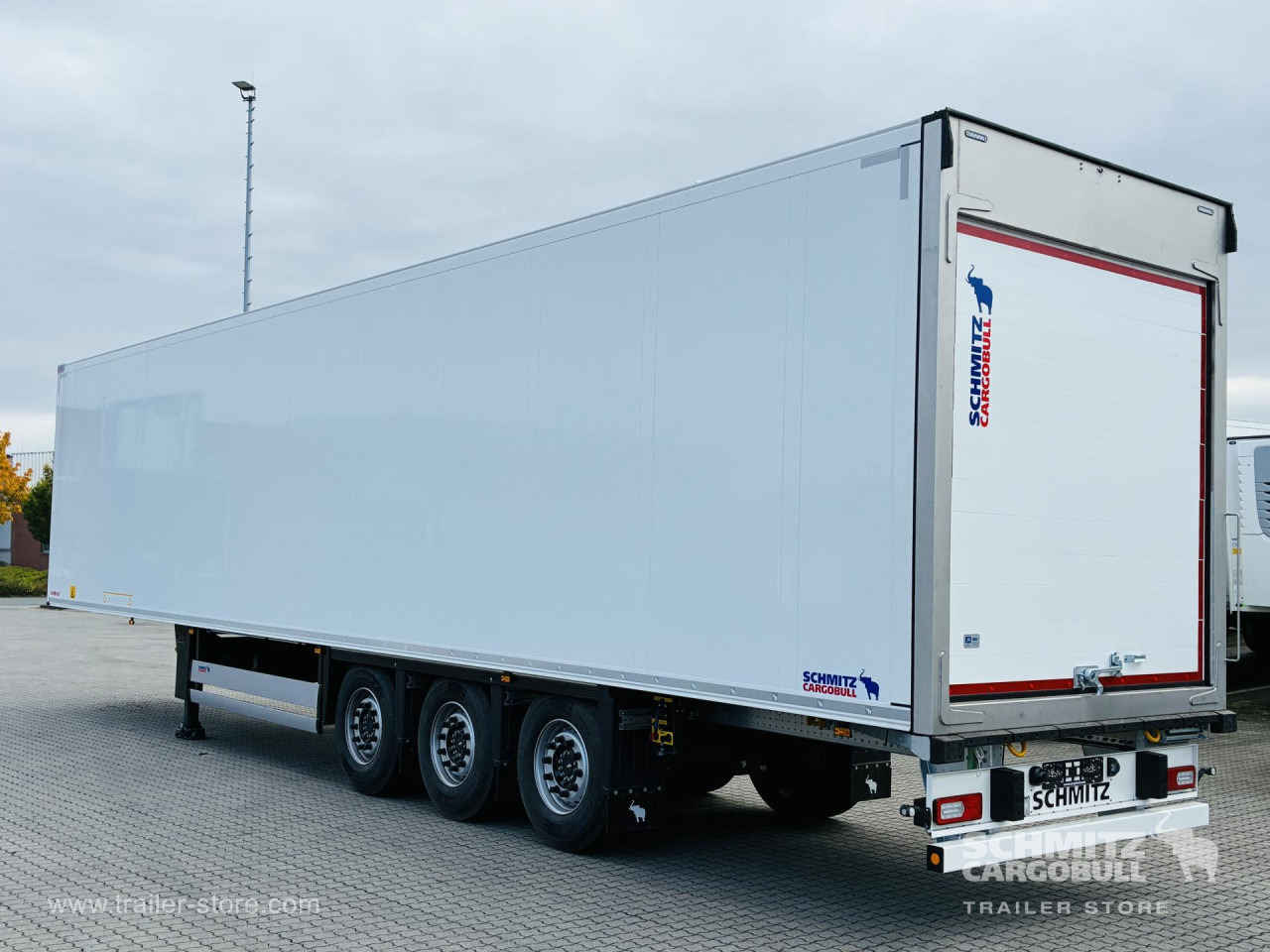 SCHMITZ Auflieger Tiefkühler Standard Double deck - نصف مقطورة ثابتة الحرارة: صورة 1 SCHMITZ Auflieger Tiefkühler Standard Double deck - نصف مقطورة ثابتة الحرارة: صورة 1