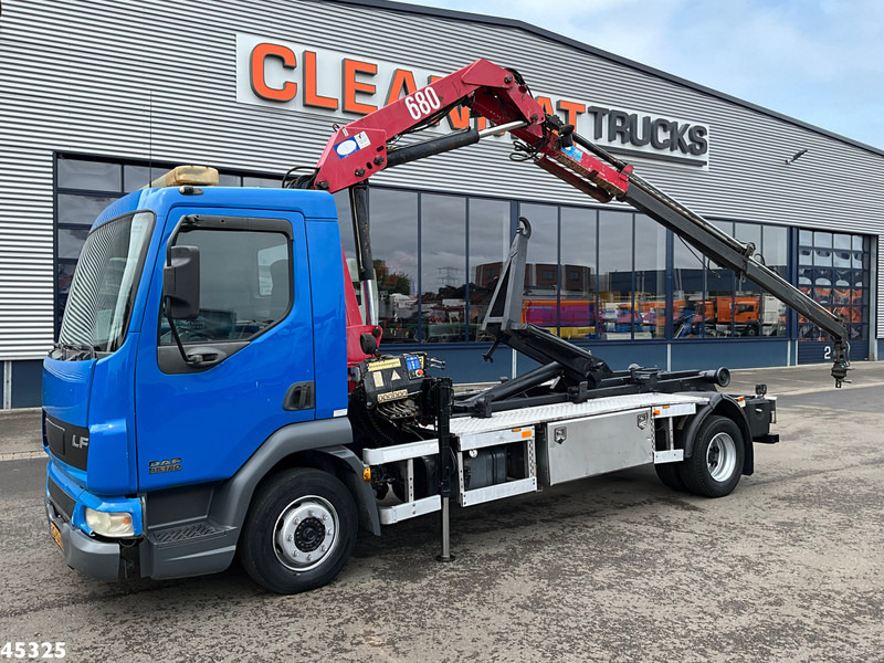 DAF FA 45 LF 180 HMF 7 Tonmeter laadkraan - شاحنة برافعة خطافية, شاحنة كرين: صورة 1 DAF FA 45 LF 180 HMF 7 Tonmeter laadkraan - شاحنة برافعة خطافية, شاحنة كرين: صورة 1