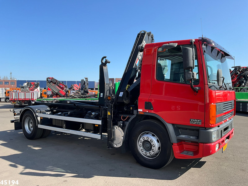 DAF FA 75.290 ATI Hiab 11 Tonmeter laadkraan Just 84.508 km! - شاحنة برافعة خطافية, شاحنة كرين: صورة 4 DAF FA 75.290 ATI Hiab 11 Tonmeter laadkraan Just 84.508 km! - شاحنة برافعة خطافية, شاحنة كرين: صورة 4