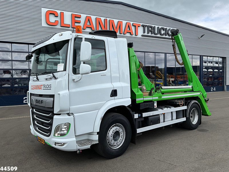 DAF FA CF 450 VDL 14 Ton portaalarmsysteem - شاحنة لودر انزلاقي: صورة 1 DAF FA CF 450 VDL 14 Ton portaalarmsysteem - شاحنة لودر انزلاقي: صورة 1