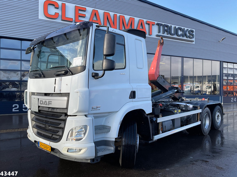 DAF FAN CF 440 Euro 6 20 Ton haakarmsysteem - شاحنة برافعة خطافية: صورة 1 DAF FAN CF 440 Euro 6 20 Ton haakarmsysteem - شاحنة برافعة خطافية: صورة 1
