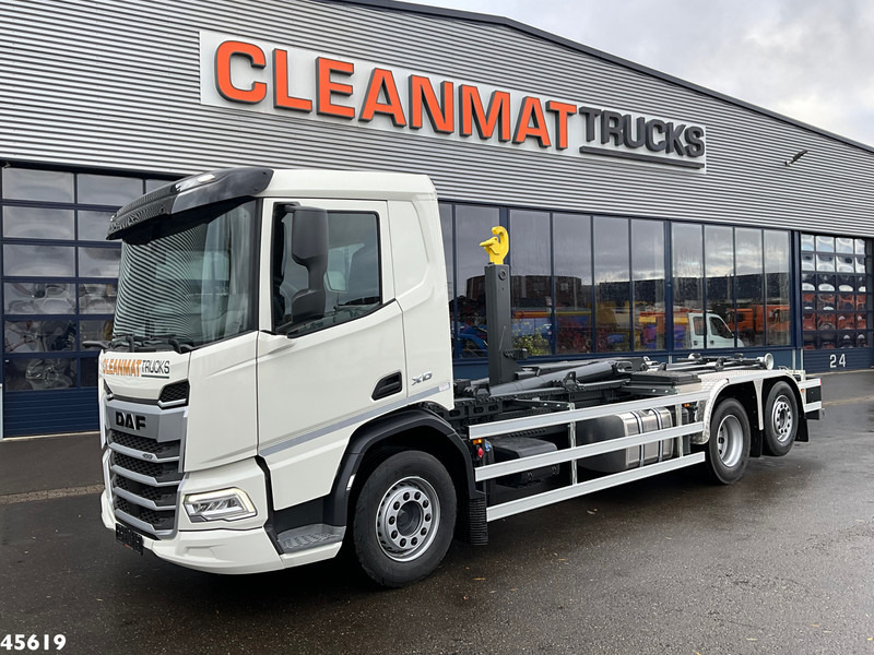 DAF FAN XD 450 Euro 6 Hyvalift 26 Ton haakarmsysteem - شاحنة برافعة خطافية: صورة 2 DAF FAN XD 450 Euro 6 Hyvalift 26 Ton haakarmsysteem - شاحنة برافعة خطافية: صورة 2