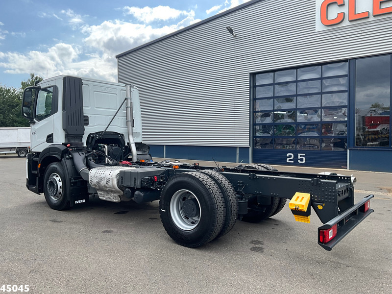 Iveco Stralis AD200X36 Huisvuilwagen Chassis NEW & UNUSED! - شاحنة بهيكل معدني للمقصورة: صورة 3 Iveco Stralis AD200X36 Huisvuilwagen Chassis NEW & UNUSED! - شاحنة بهيكل معدني للمقصورة: صورة 3