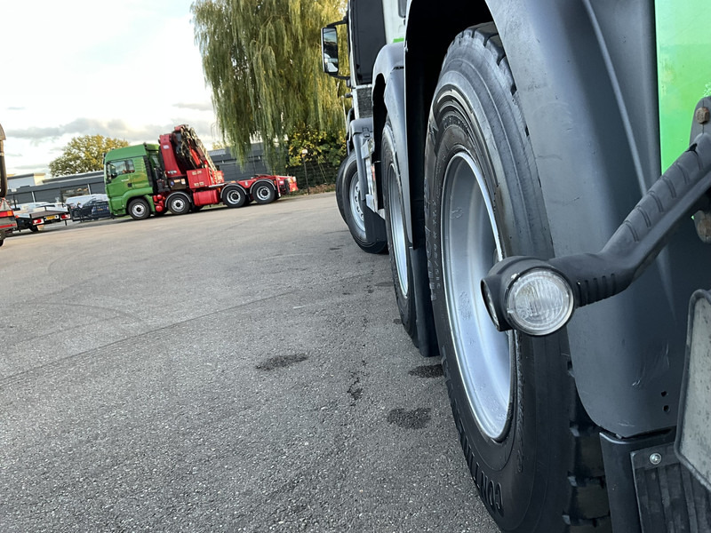 MAN TGA 41.440 8x4 Full Steel AJK 26 Ton haakarmsysteem + Laadplateau met Hiab 28 Tonmeter laadkraan - شاحنة برافعة خطافية: صورة 4 MAN TGA 41.440 8x4 Full Steel AJK 26 Ton haakarmsysteem + Laadplateau met Hiab 28 Tonmeter laadkraan - شاحنة برافعة خطافية: صورة 4