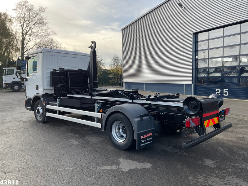 MAN TGL 12.220 Euro 6 12 Ton haakarmsysteem - شاحنة برافعة خطافية: صورة 3 MAN TGL 12.220 Euro 6 12 Ton haakarmsysteem - شاحنة برافعة خطافية: صورة 3