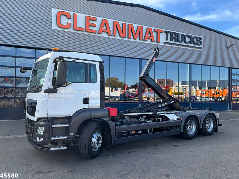 MAN TGS 28.460 Euro 6 Marrel 20 Ton haakarmsysteem - شاحنة برافعة خطافية: صورة 1 MAN TGS 28.460 Euro 6 Marrel 20 Ton haakarmsysteem - شاحنة برافعة خطافية: صورة 1