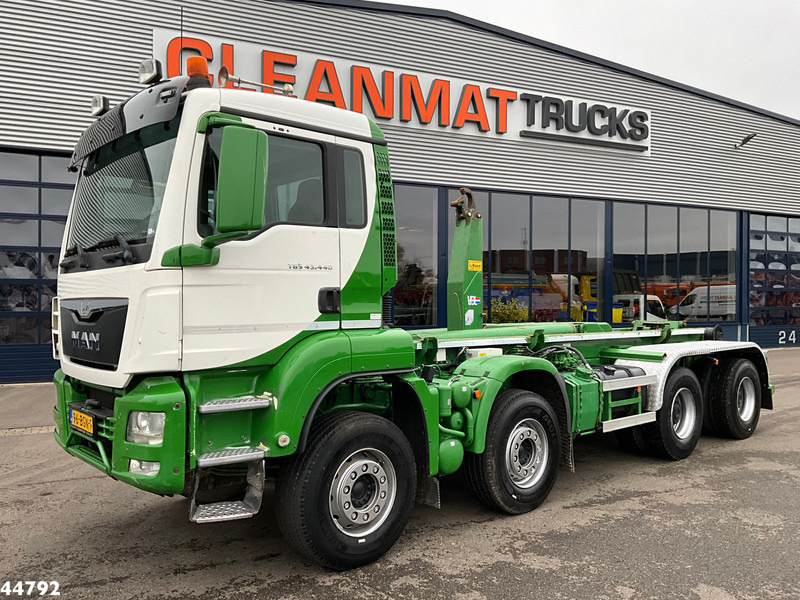 MAN TGS 43.440 8x4 Euro 6 VDL 40 Ton haakarmsysteem - شاحنة برافعة خطافية: صورة 2 MAN TGS 43.440 8x4 Euro 6 VDL 40 Ton haakarmsysteem - شاحنة برافعة خطافية: صورة 2