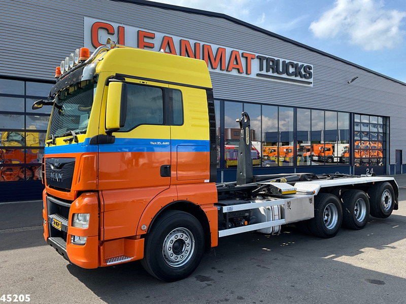 MAN TGX 35.440 Euro 6 8x4 26 Ton haakarmsysteem - شاحنة برافعة خطافية: صورة 2 MAN TGX 35.440 Euro 6 8x4 26 Ton haakarmsysteem - شاحنة برافعة خطافية: صورة 2