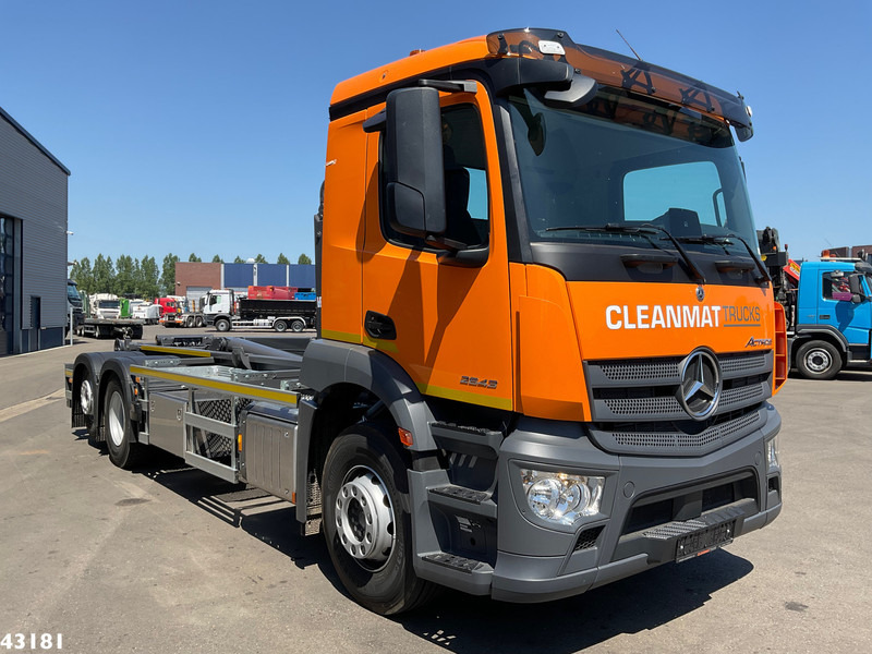 Mercedes-Benz Actros 2643 VDL 21 Ton haakarmsysteem - شاحنة برافعة خطافية: صورة 3 Mercedes-Benz Actros 2643 VDL 21 Ton haakarmsysteem - شاحنة برافعة خطافية: صورة 3