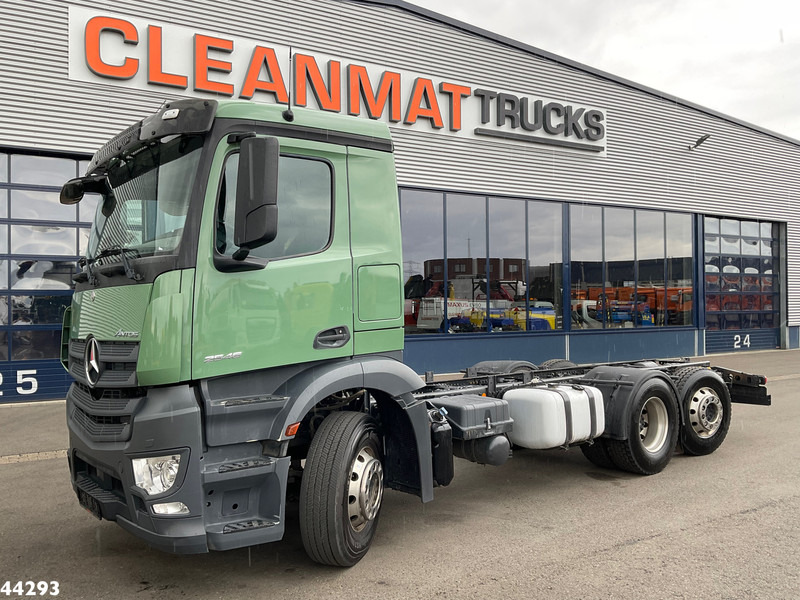 Mercedes-Benz Antos 2545 Euro 6 Chassis Cabine - شاحنة بهيكل معدني للمقصورة: صورة 1 Mercedes-Benz Antos 2545 Euro 6 Chassis Cabine - شاحنة بهيكل معدني للمقصورة: صورة 1