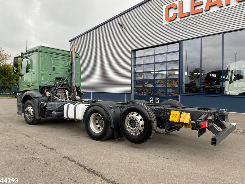 Mercedes-Benz Antos 2545 Euro 6 Chassis Cabine - شاحنة بهيكل معدني للمقصورة: صورة 2 Mercedes-Benz Antos 2545 Euro 6 Chassis Cabine - شاحنة بهيكل معدني للمقصورة: صورة 2