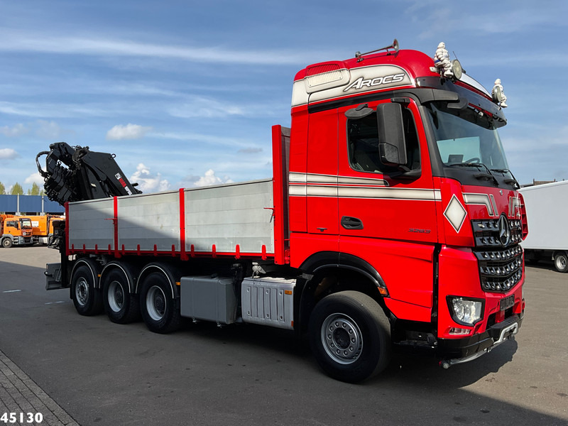 شاحنة قلاب, شاحنة كرين Mercedes-Benz Arocs 3263 8x4 Hiab 37 Tonmeter laadkraan + Fly-Jib: صورة 9