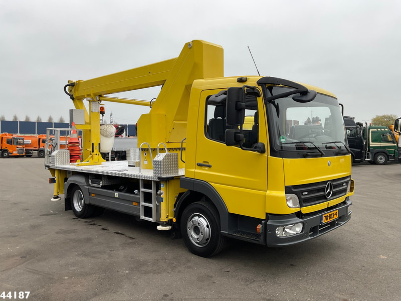 Mercedes-Benz Atego 815 Wumag Elevant 17 meter hoogwerker Just 39.048 km! - شاحنة: صورة 4 Mercedes-Benz Atego 815 Wumag Elevant 17 meter hoogwerker Just 39.048 km! - شاحنة: صورة 4